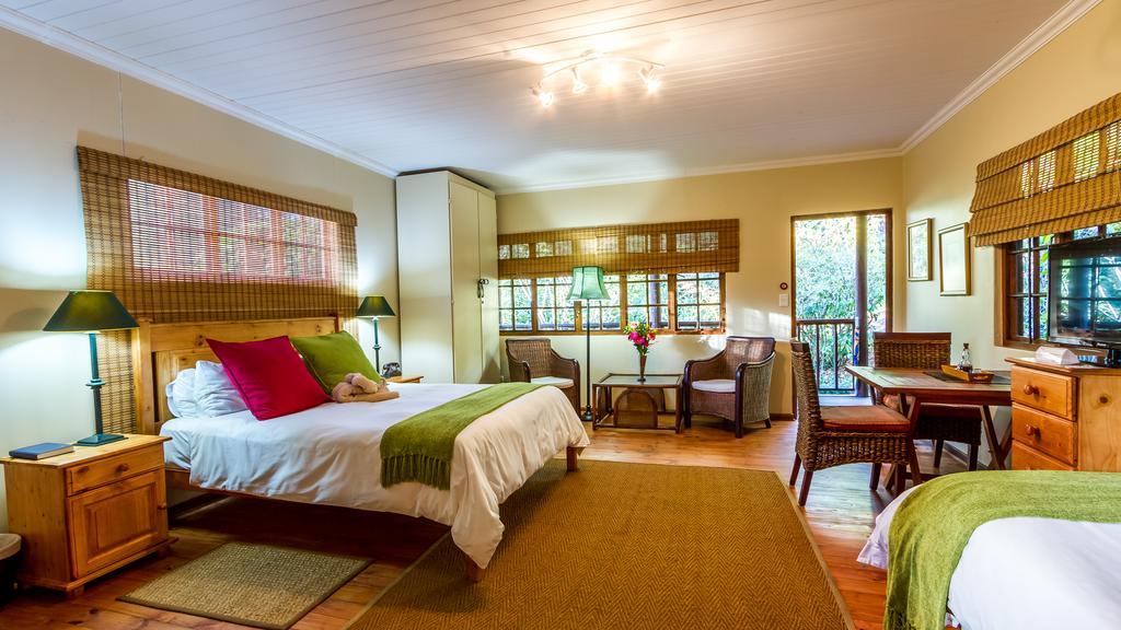 Joern'S Gaestehaus Mbombela Стая снимка