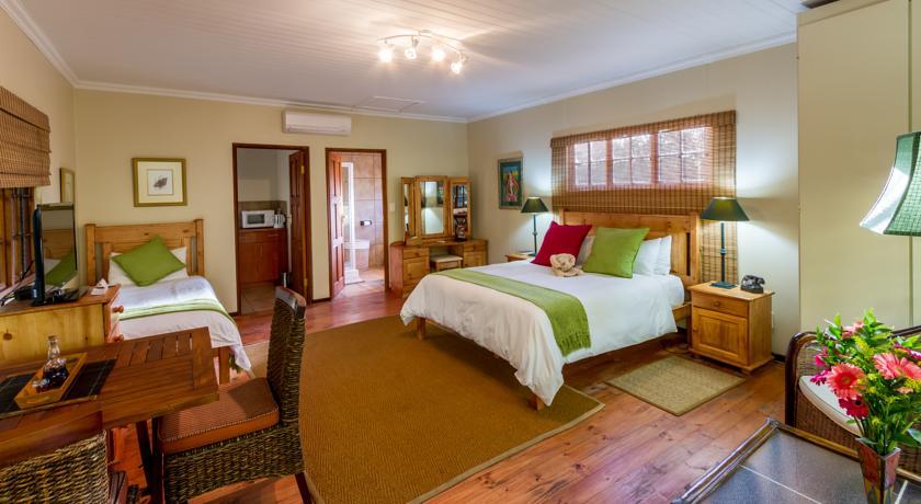 Joern'S Gaestehaus Mbombela Стая снимка