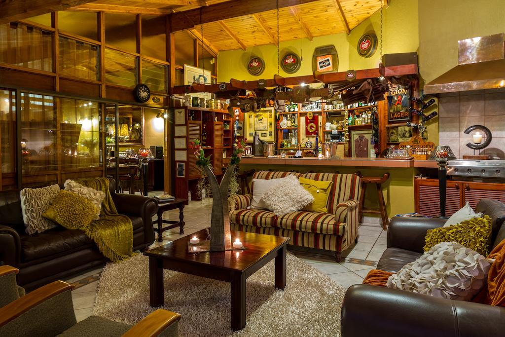 Joern'S Gaestehaus Mbombela Екстериор снимка
